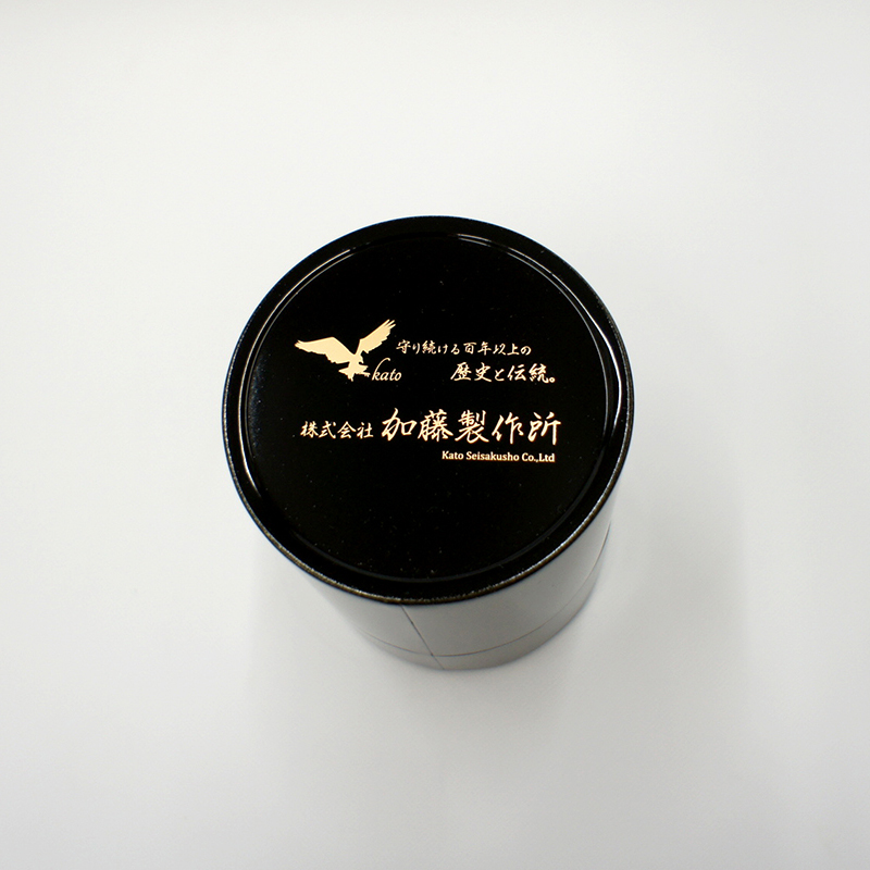 Sample Image (Example of gold printing on gold leaf painted can)